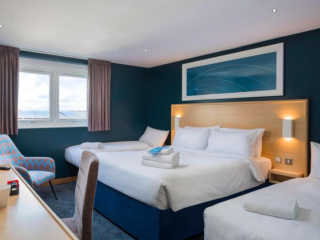 Travelodge Leatherhead Quarto foto